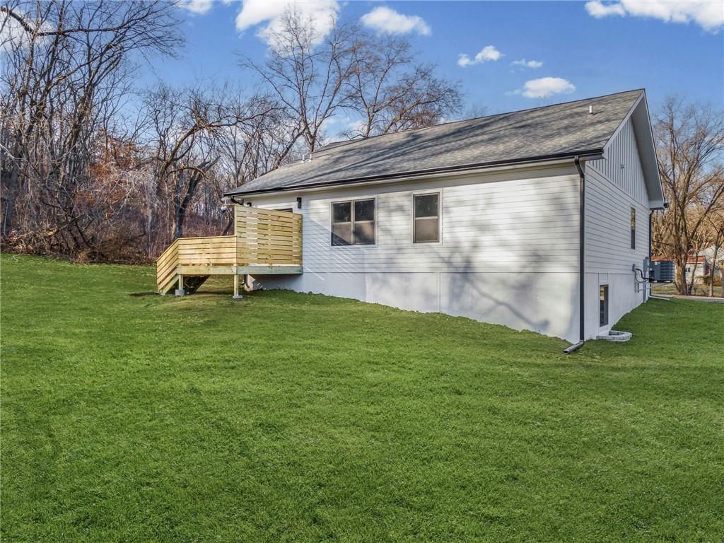 1219 Paton Street Property Photo 28