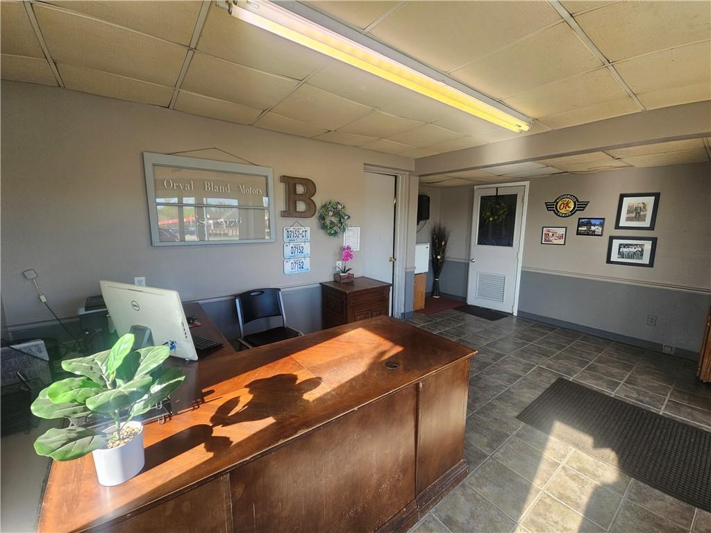 119 W 54 Highway Property Photo 5