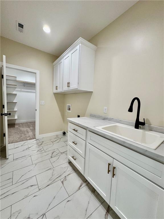 1320 W 19th Street Property Photo 7