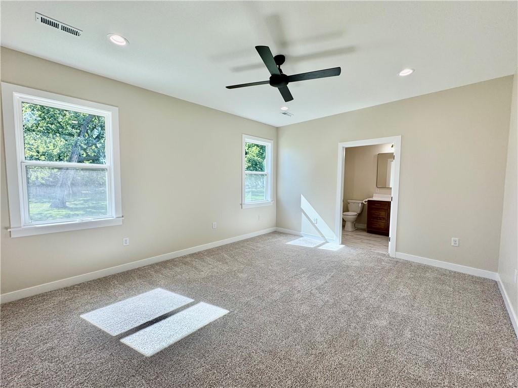1320 W 19th Street Property Photo 8