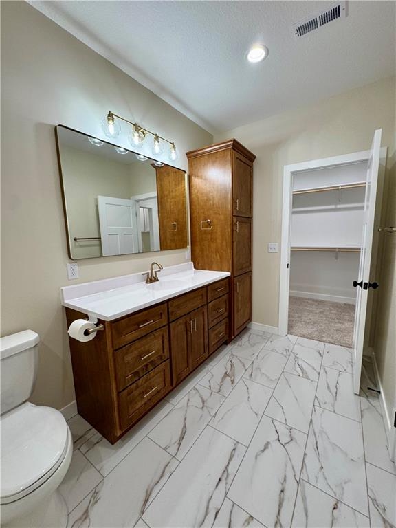 1320 W 19th Street Property Photo 11