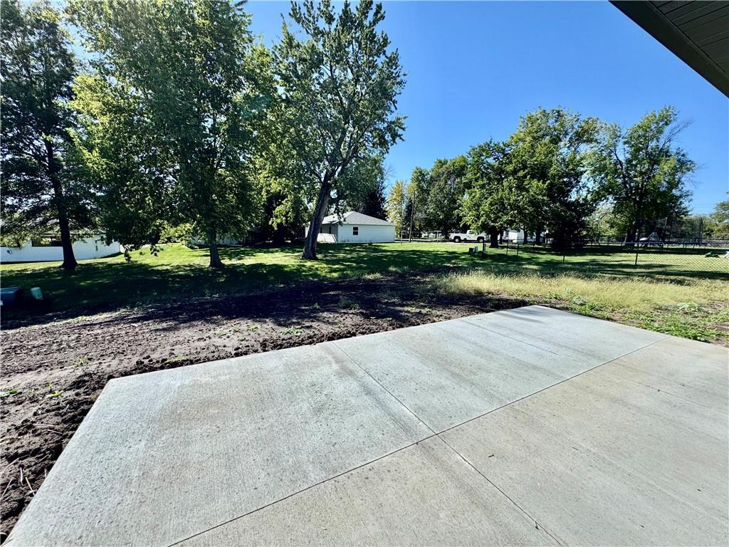 1320 W 19th Street Property Photo 18