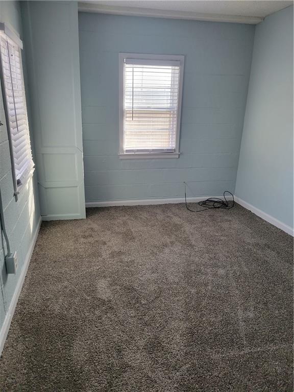 2022 S Hedges Avenue Property Photo 12
