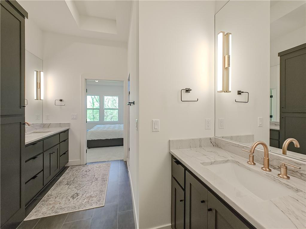 2452 W 179th Street Property Photo 34