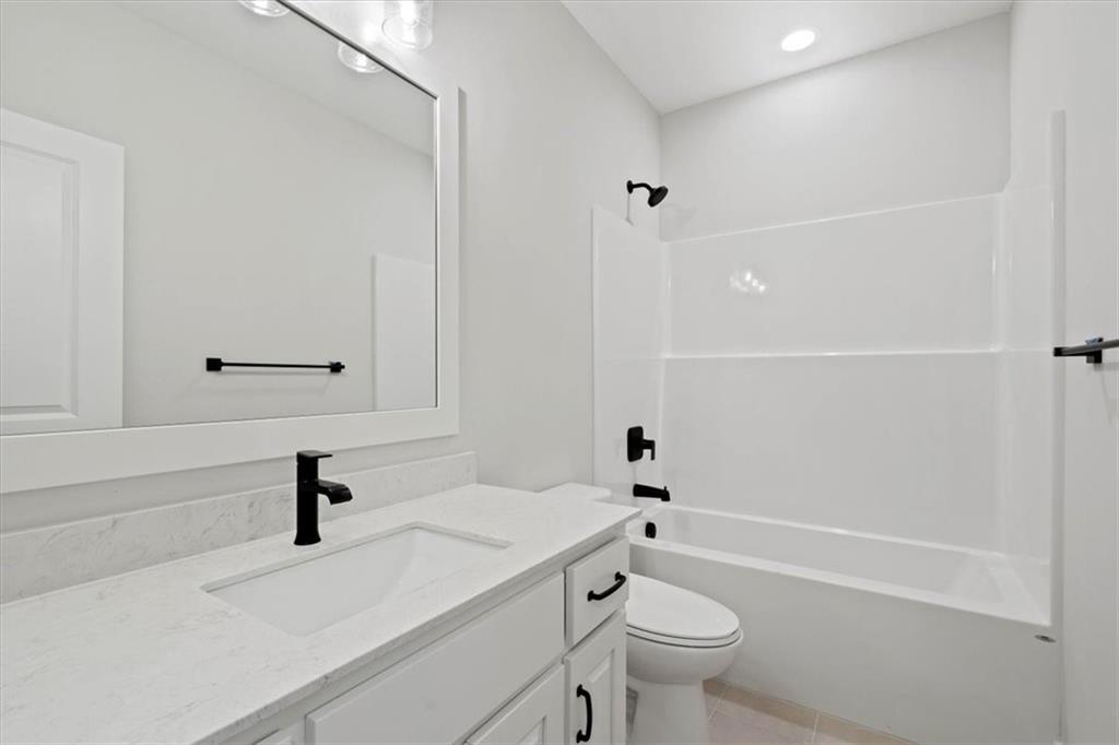 14669 Amanda Lane Property Photo 28