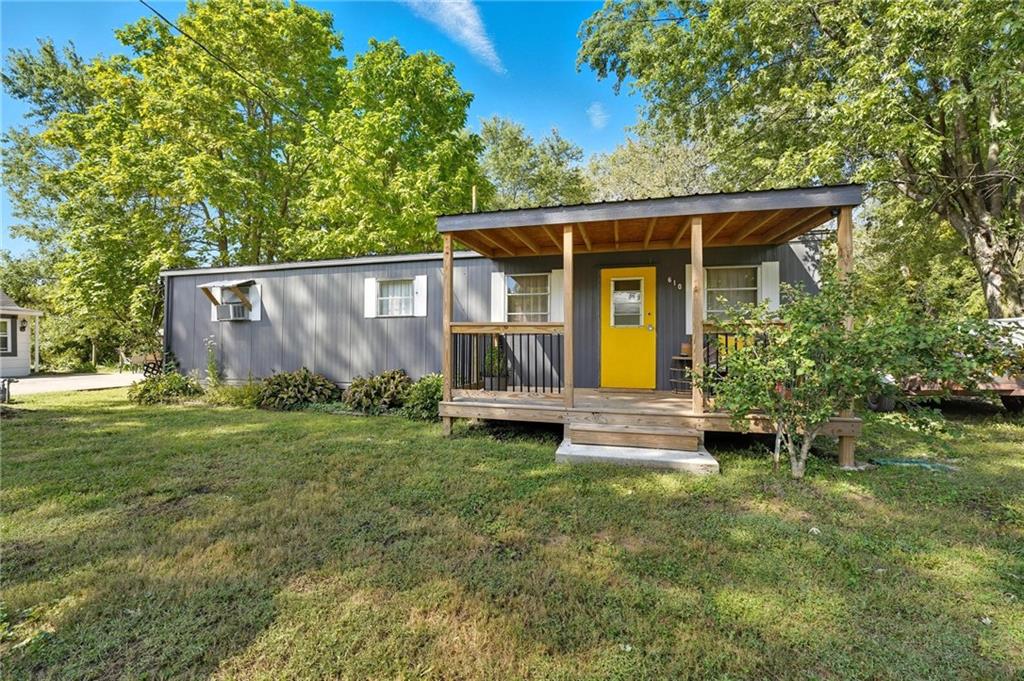 610 Water Street Property Photo 1