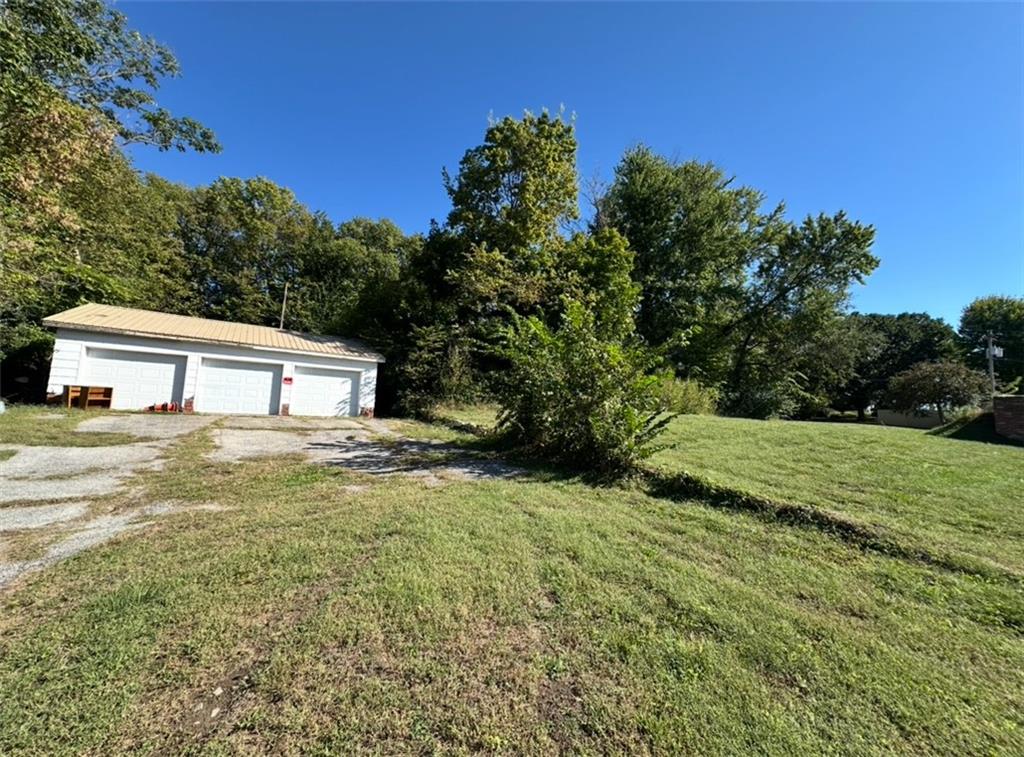 601 Hall Street Property Photo 13