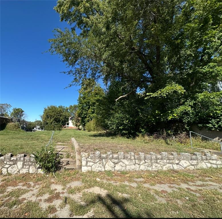 601 Hall Street Property Photo 19