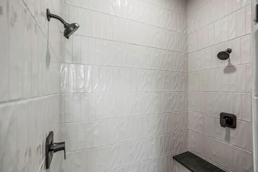 15487 W 168th Place Property Photo 32