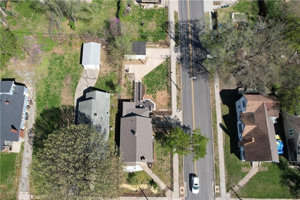 5043 Michigan Avenue Property Photo 3