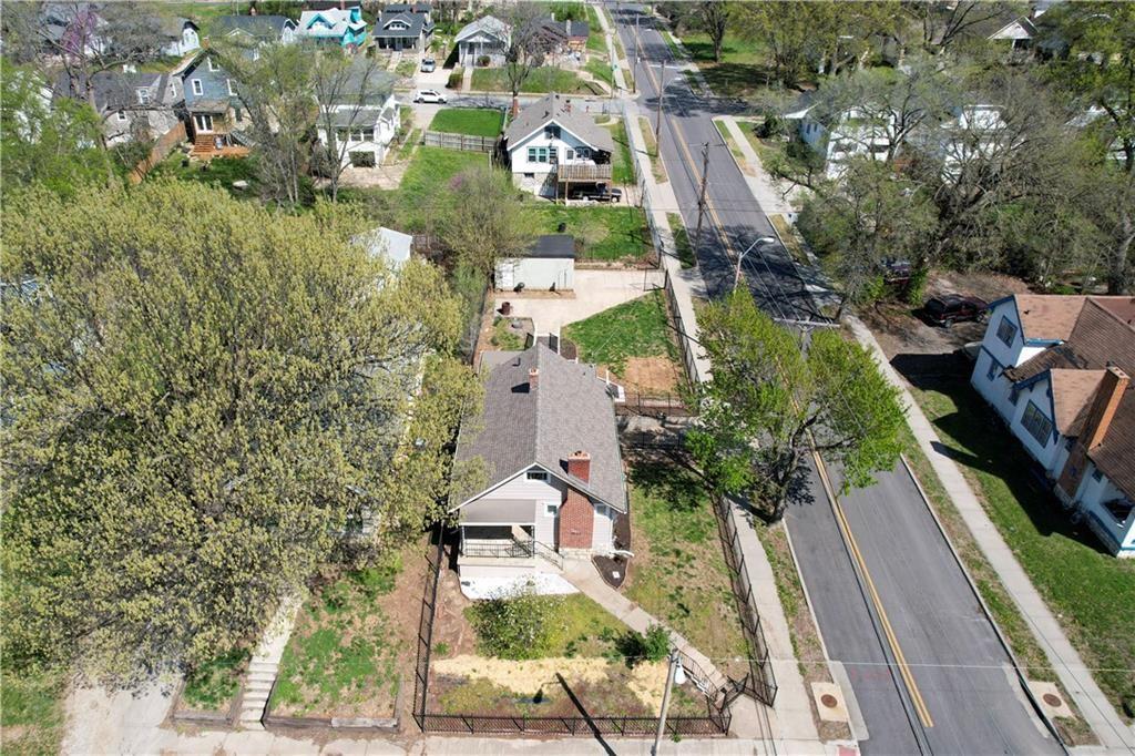 5043 Michigan Avenue Property Photo 4