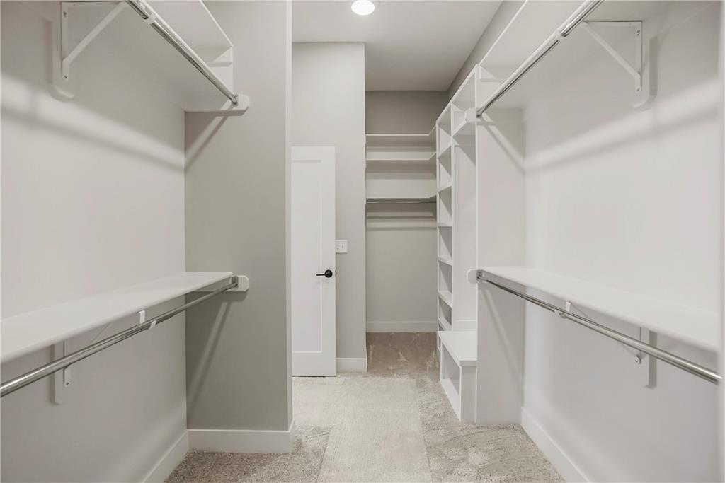 9027 Freedom Circle Property Photo 18