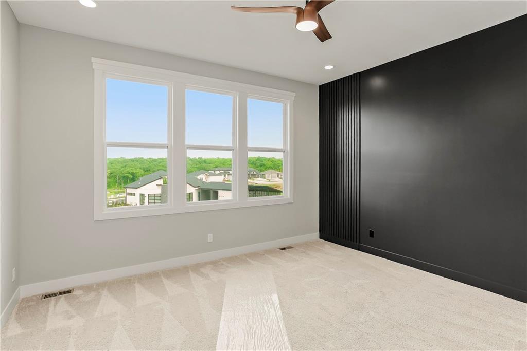 9027 Freedom Circle Property Photo 20