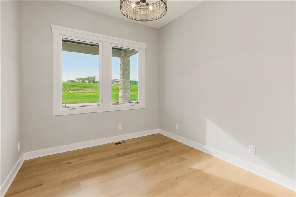 9027 Freedom Circle Property Photo 24