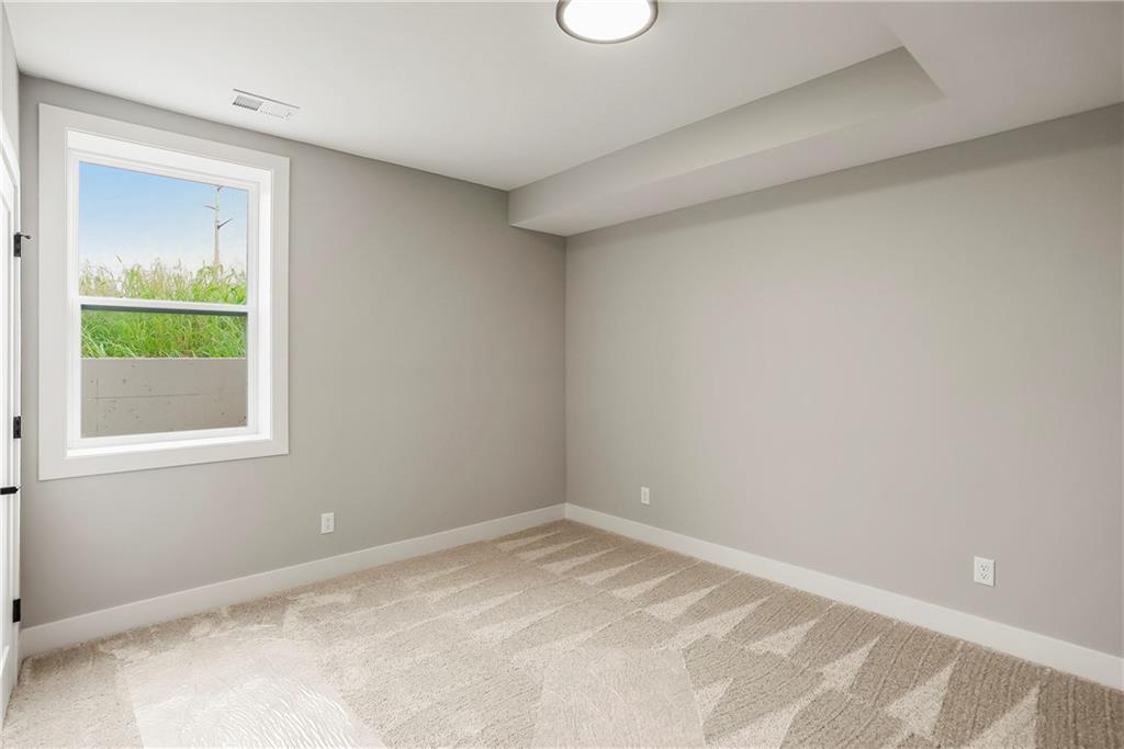9027 Freedom Circle Property Photo 33