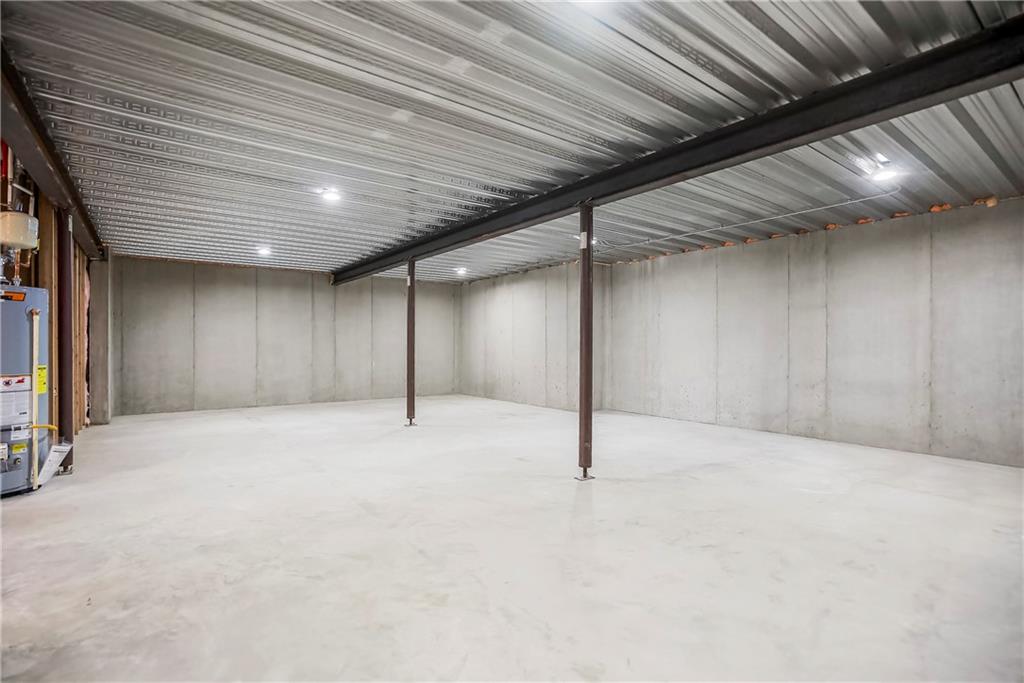9027 Freedom Circle Property Photo 34