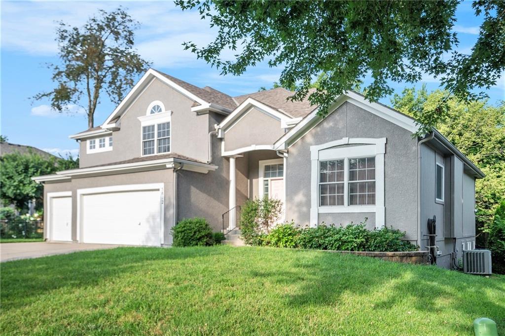 5812 N Ames Avenue Property Photo 2