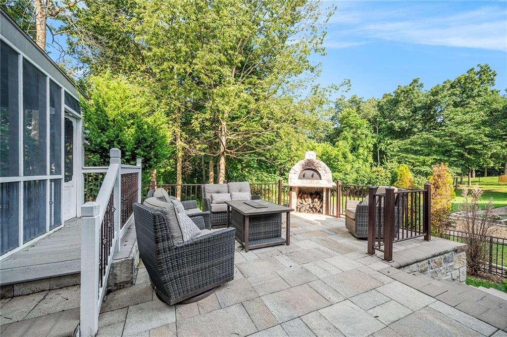 5812 N Ames Avenue Property Photo 44