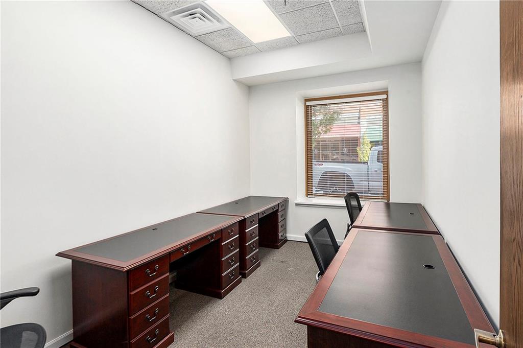 115 E Park Street Property Photo 15