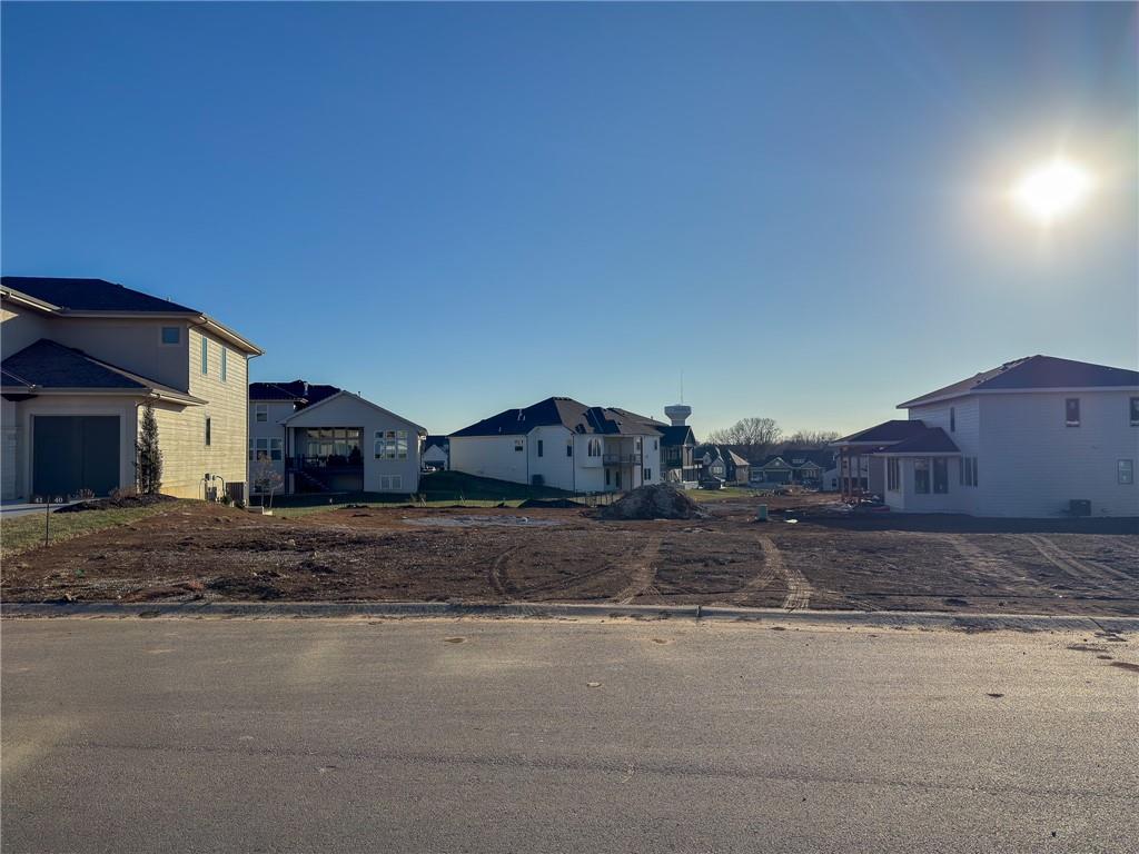 21925 W 99th Terrace Property Photo 3