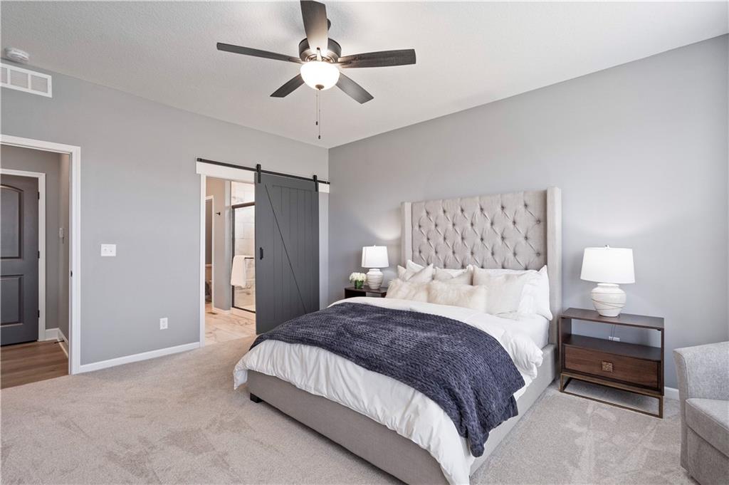 405 Sw Redbud Court Property Photo 14