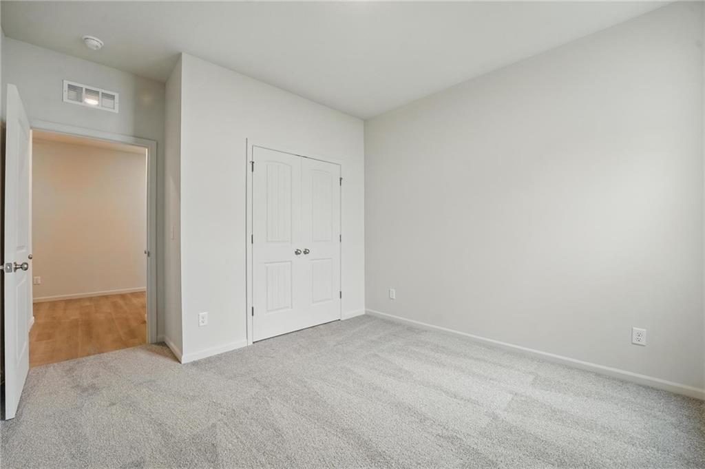 404 Sw Mulberry Court Property Photo 12