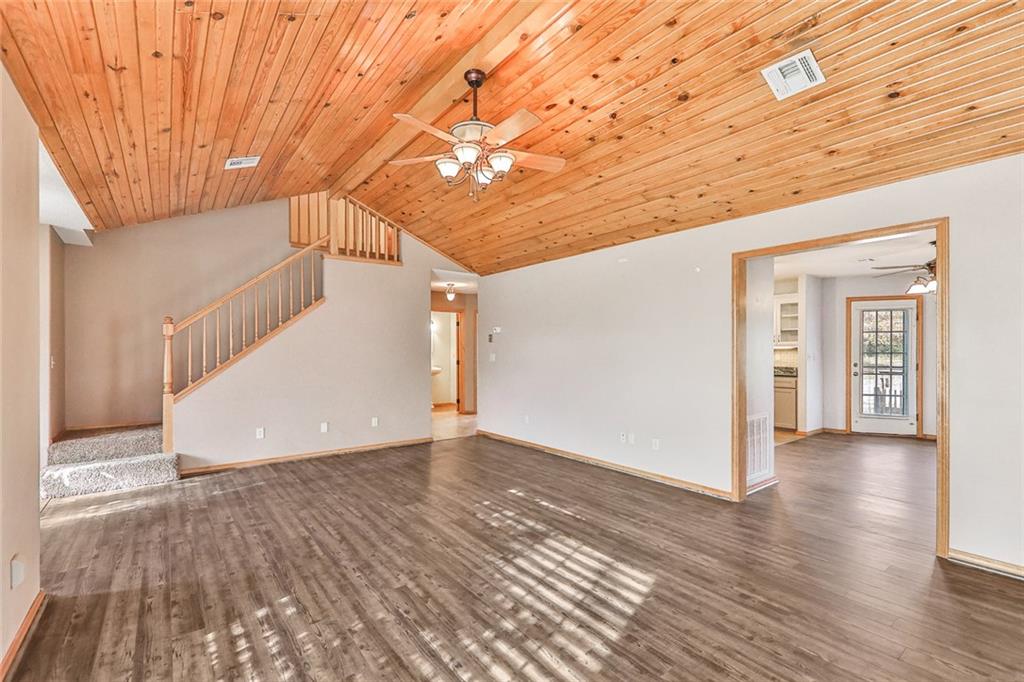 3606 W 1st Street Property Photo 13