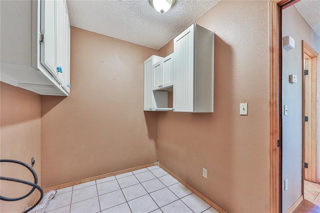 3606 W 1st Street Property Photo 26