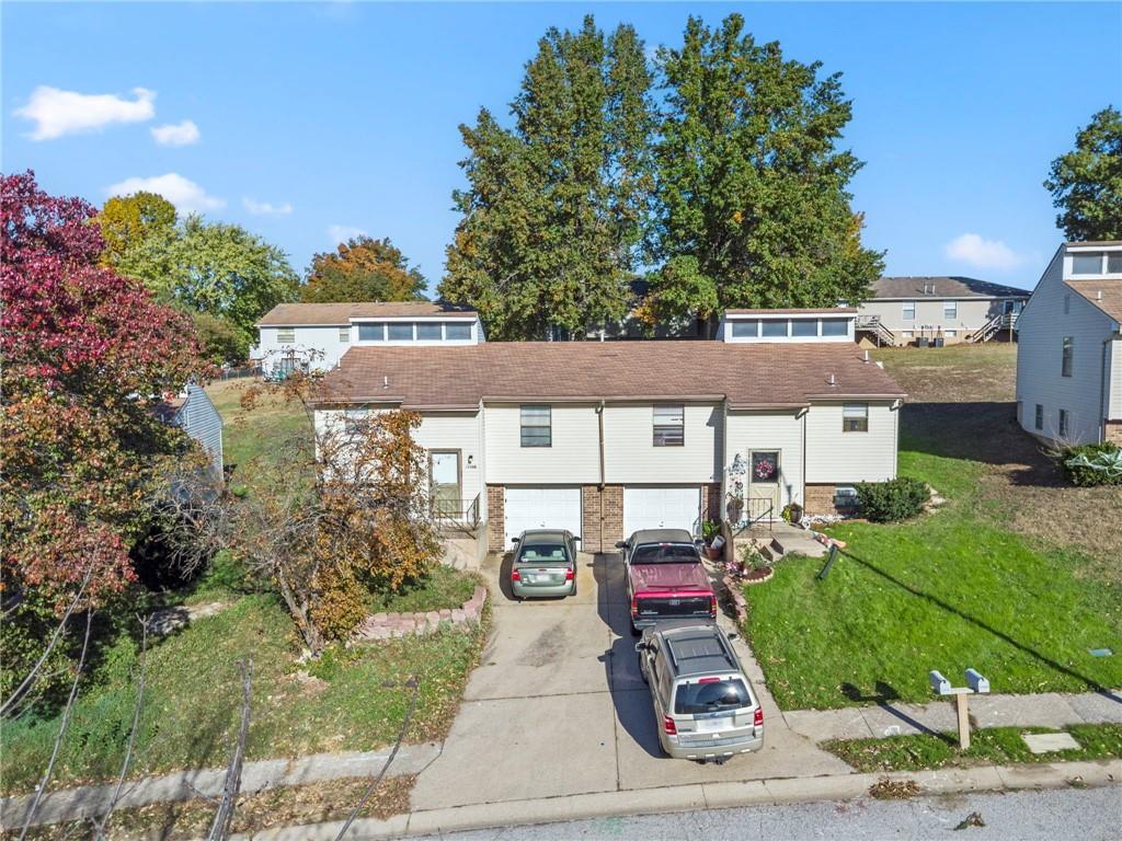 17208/17210 E 48th Terrace Court Property Photo 1