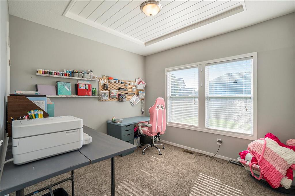 20457 W 107th Terrace Property Photo 14