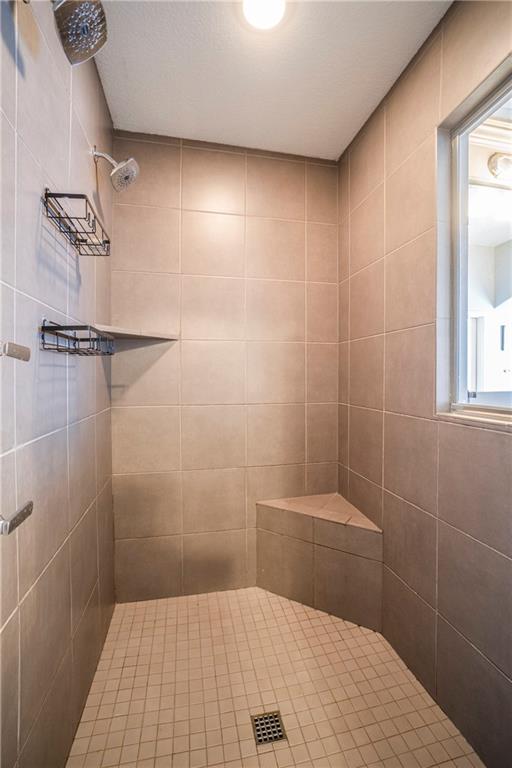 20457 W 107th Terrace Property Photo 23