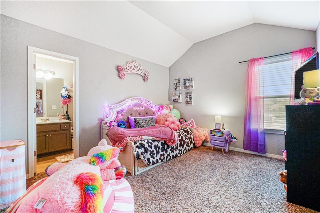 20457 W 107th Terrace Property Photo 29