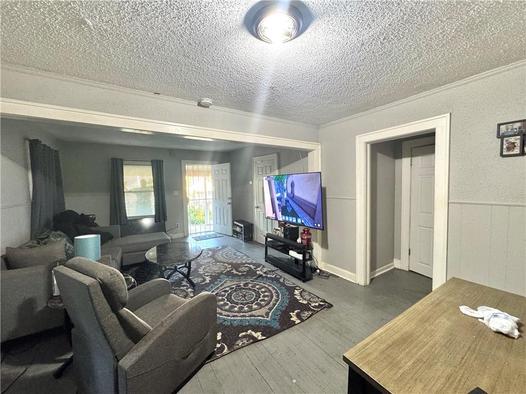 5824 Park Avenue Property Photo 4