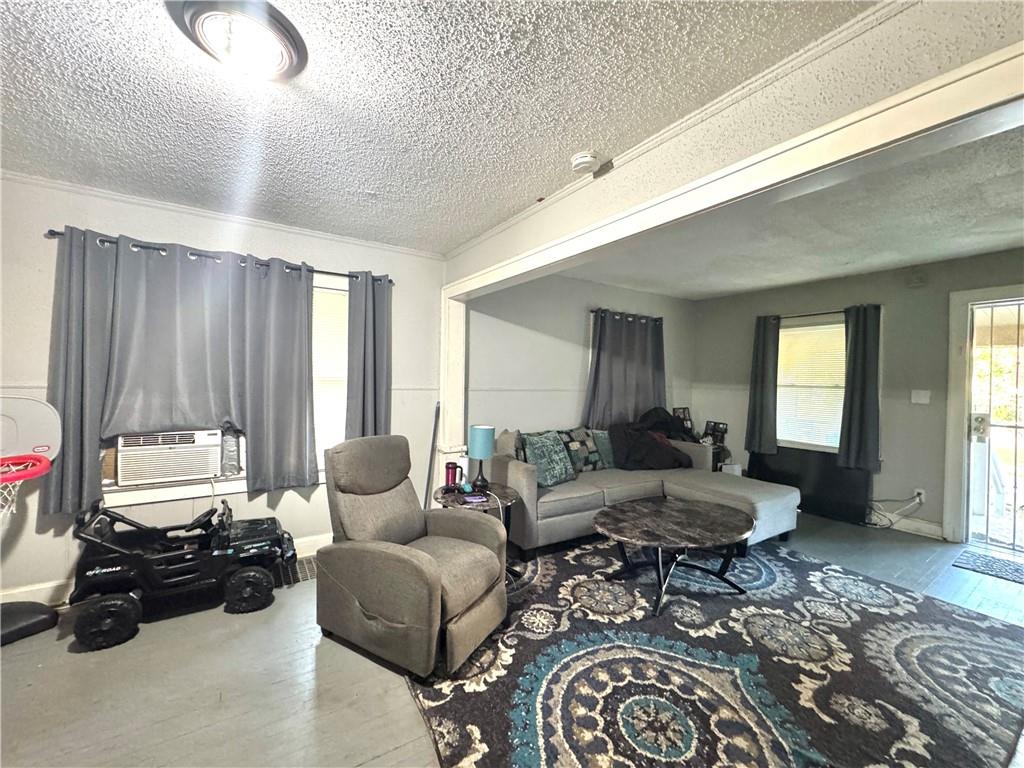 5824 Park Avenue Property Photo 6
