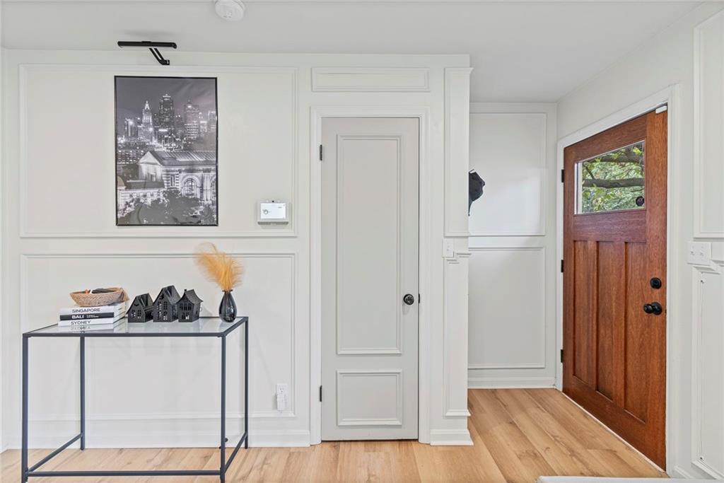 6620 W 56th Street Property Photo 4