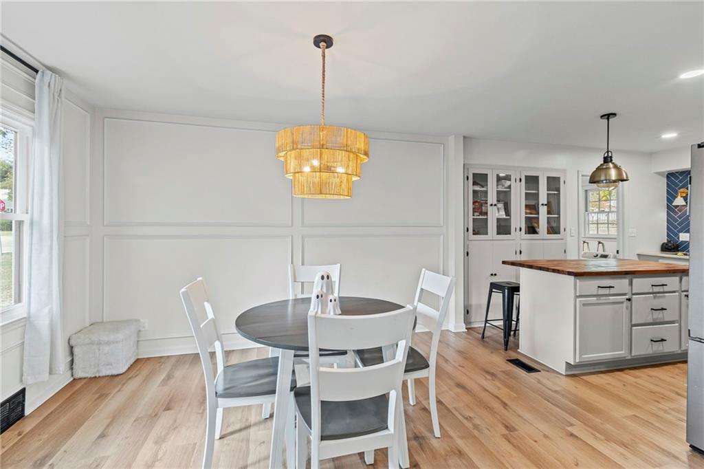 6620 W 56th Street Property Photo 9