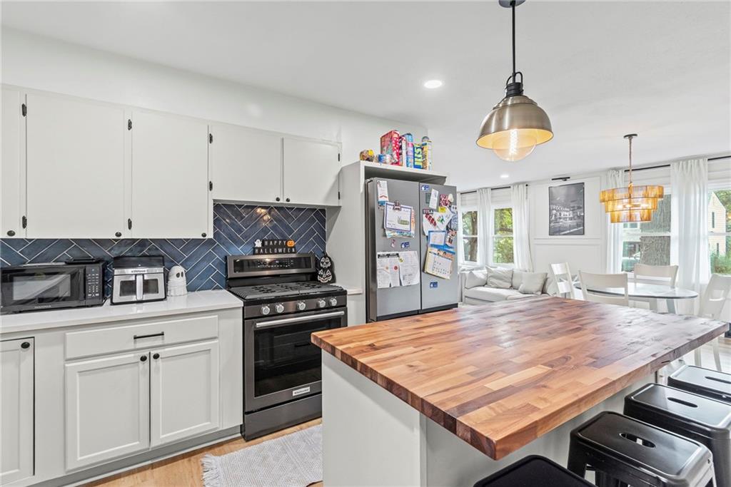 6620 W 56th Street Property Photo 11