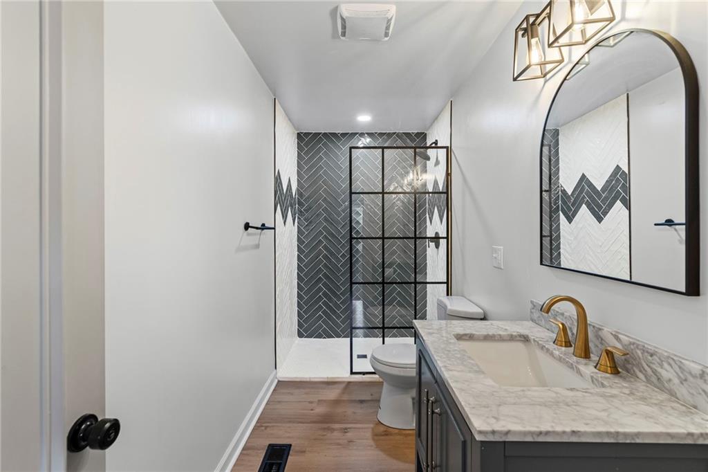 6620 W 56th Street Property Photo 17