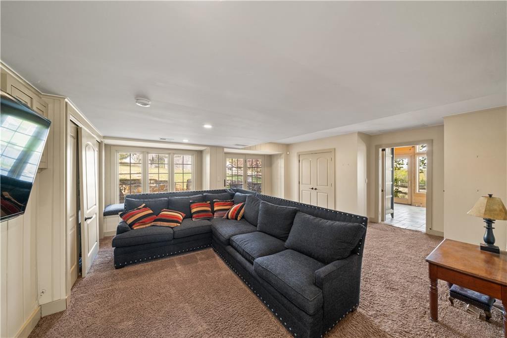 21405 W 73 Terrace Property Photo 13