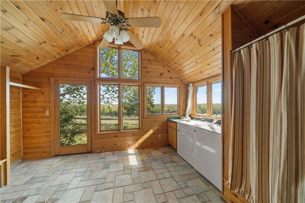 21405 W 73 Terrace Property Photo 16