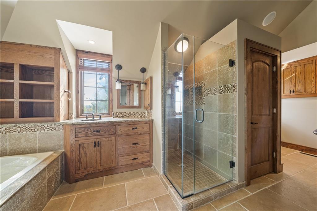 21405 W 73 Terrace Property Photo 21