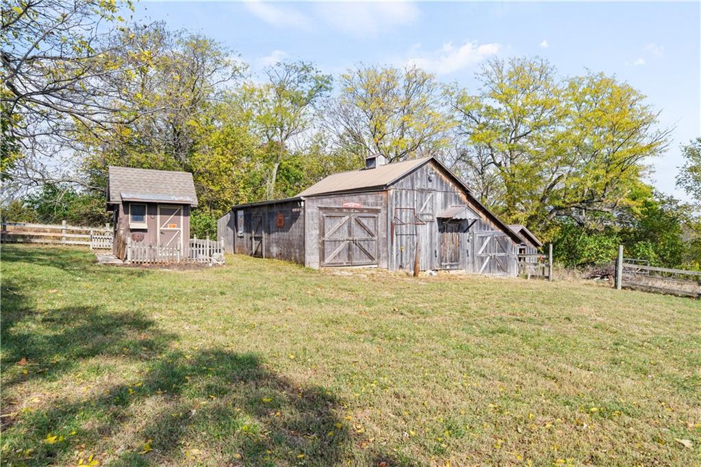 21405 W 73 Terrace Property Photo 36