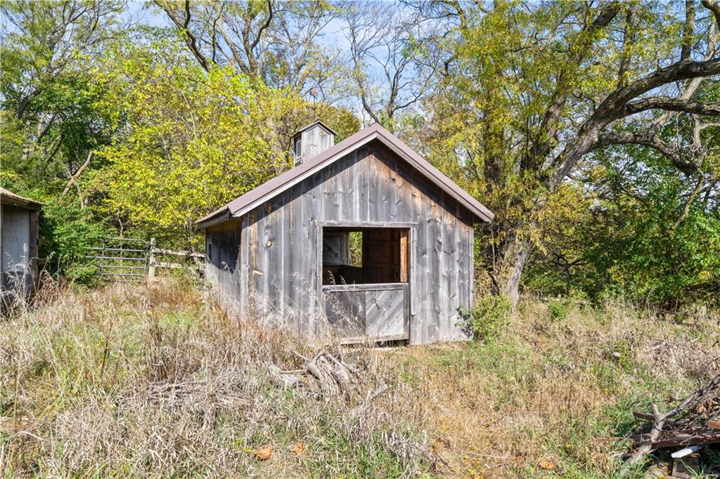 21405 W 73 Terrace Property Photo 37