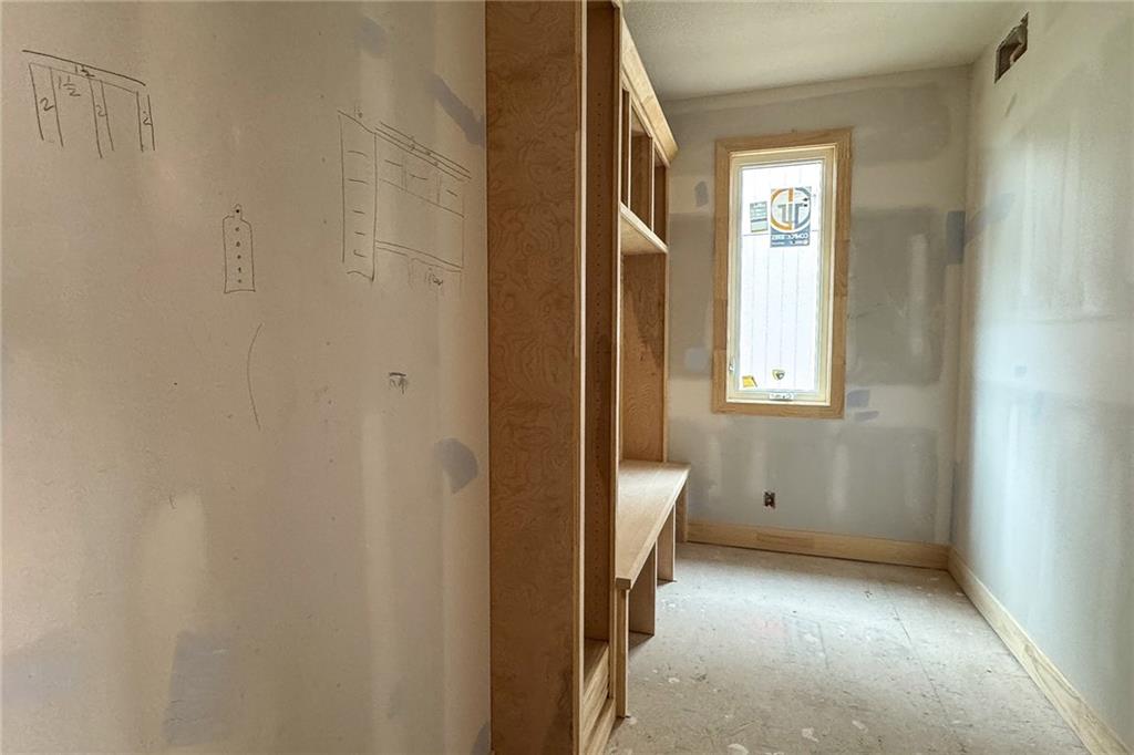 21938 W 99th Terrace Property Photo 17