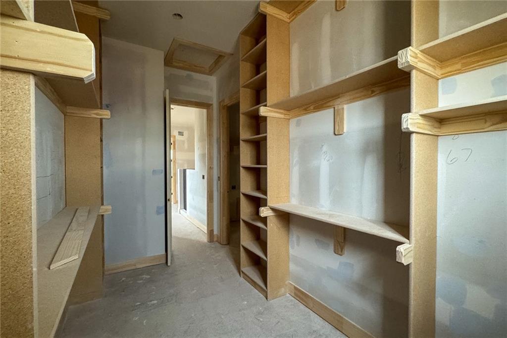 21938 W 99th Terrace Property Photo 23
