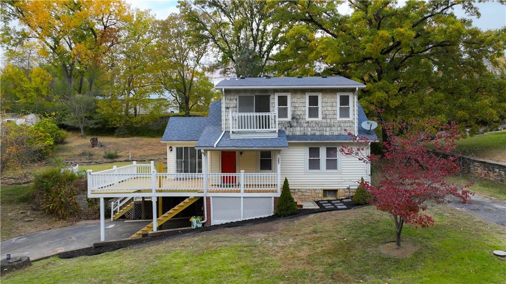 636 Ne 37th Street Property Photo 1