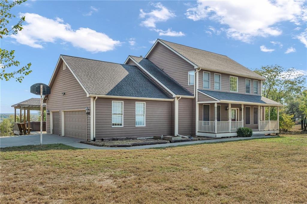 783 N 976th Road Property Photo 1