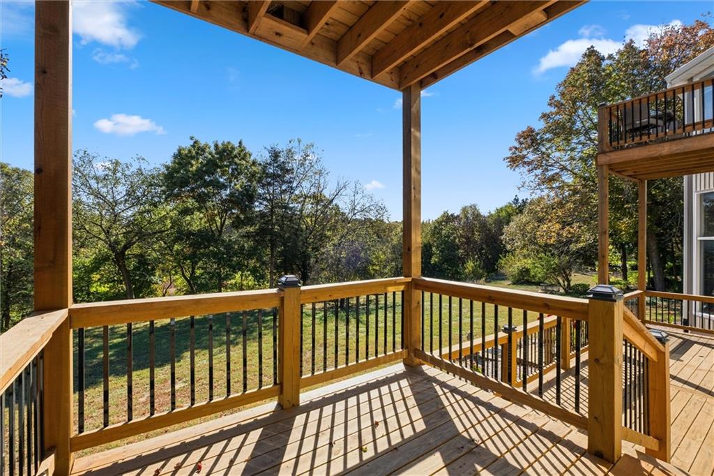 14733 Timber Lane Property Photo 35