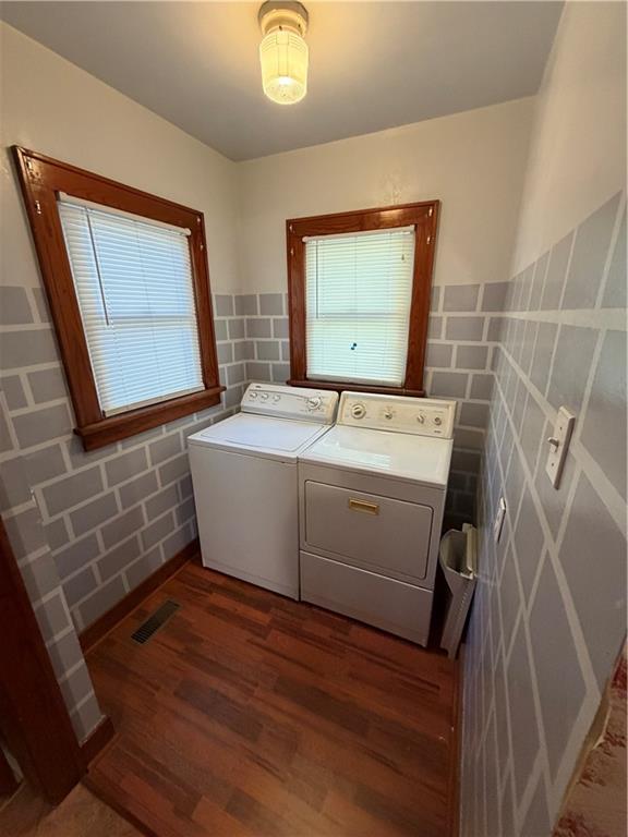 3027 Washington Avenue Property Photo 7
