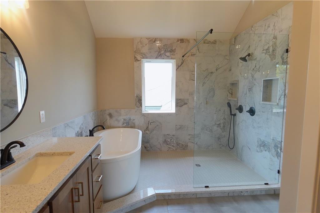 12740 Nw Larkspur Lane Property Photo 16